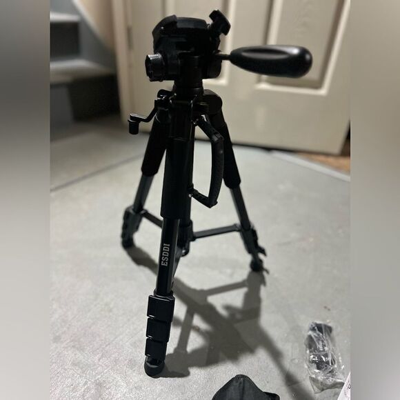 camera travel tripod - Picture 1 of 11